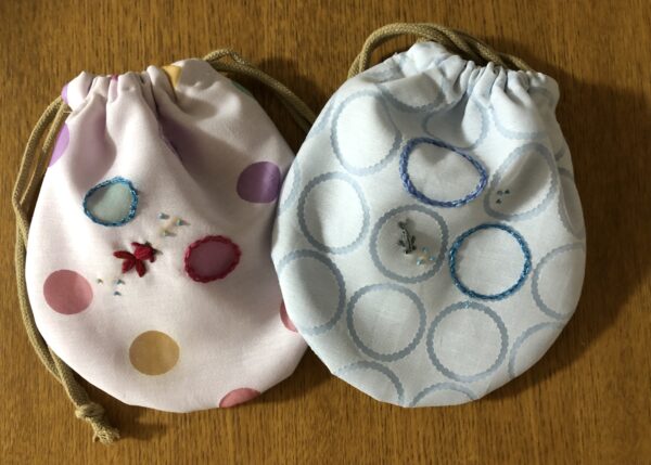 金魚鉢風の刺繍巾着ポーチの作り方